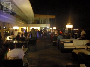 Sunset-deck-patio-manila-bay-view-WhiteMoon-Bar-Lounge-WhenInManila