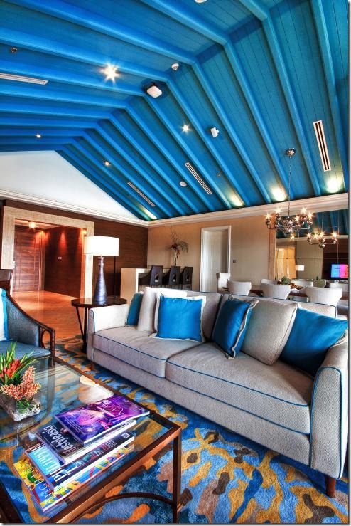 maxims hotel