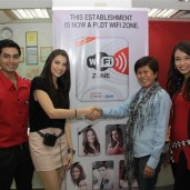 Rhian with PLDT-Smart BO in Ayala Avenue