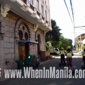 white-knight-intramuros-tours-electric-chariot-when-in-manila-tourists-riding