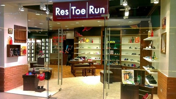 ResToeRun-Res-Toe-Run-Shoe-Shoes-WhenInM