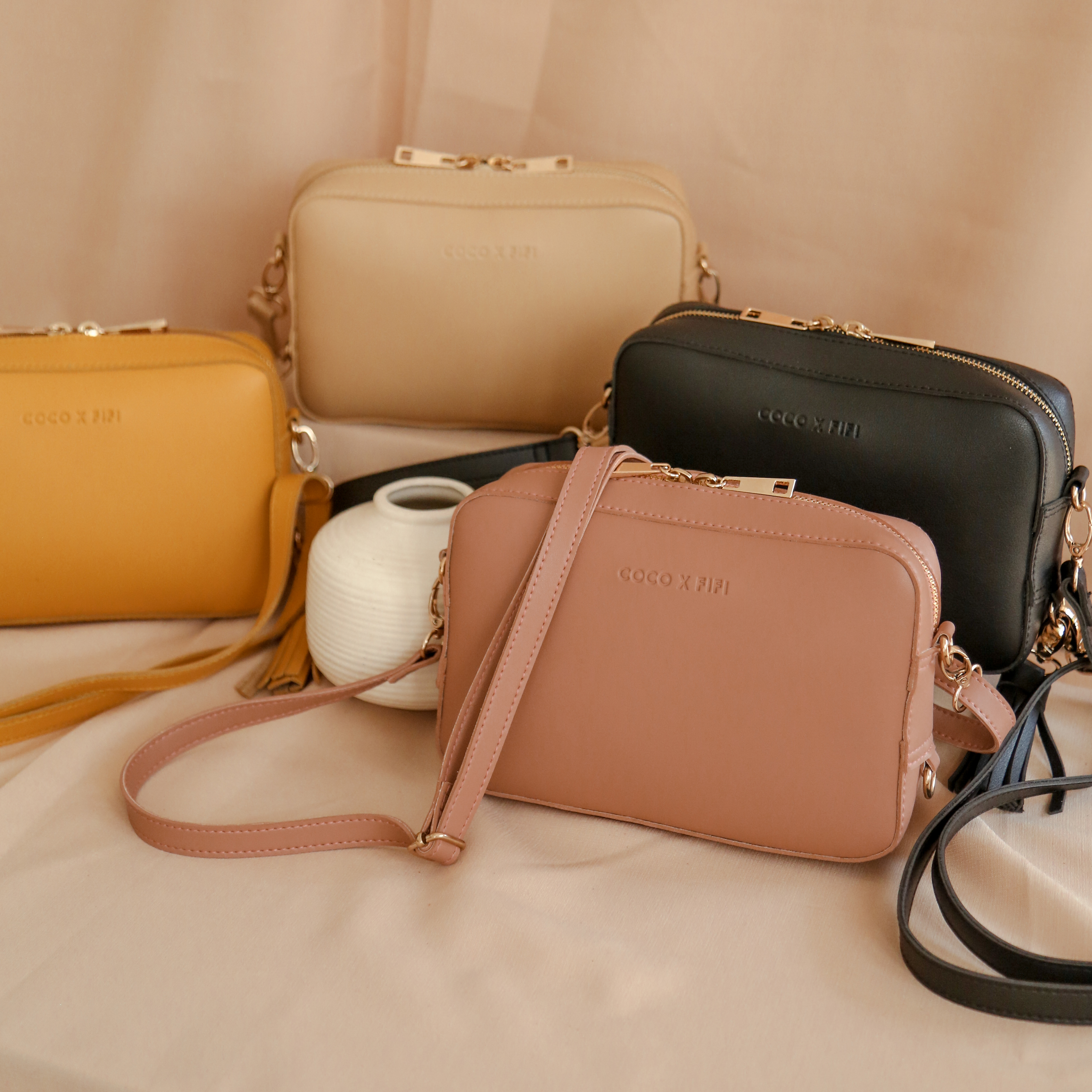 Treat Yourself to New Stylish Shoes, Sunnies, and Bags This Year CXF2 7942 - Treat Yourself to New Stylish Shoes, Sunnies, and Bags This Year