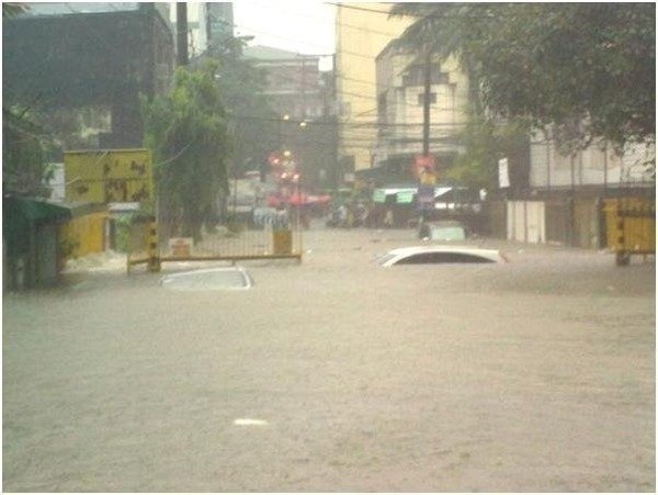 Tropical storm Ketsana ondoy flood metro manila philippines