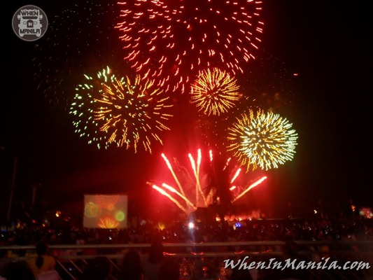 PyroMusical Mall of Asia MOA Philippine International Fireworks 026
