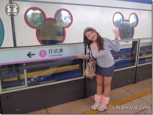 DisneyLand-HongKong-Mong-Kok-LAdies-Market-Night-Shopping-market 085