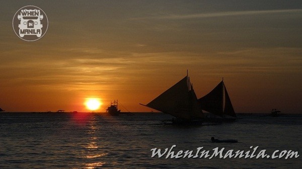 Paraw-Sunset-Sailing-Cruise-Cruising-Sail-Boracay-Parao-When-In-Manila-WhenInManila-2.jpg