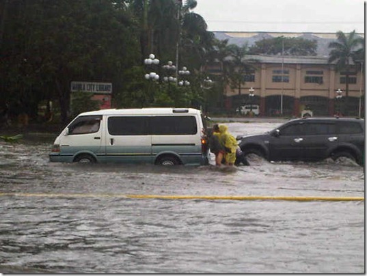 nesat-pedring-typhoon-pics-photos-pictures-manila-philippines-wheninmanila-flooding