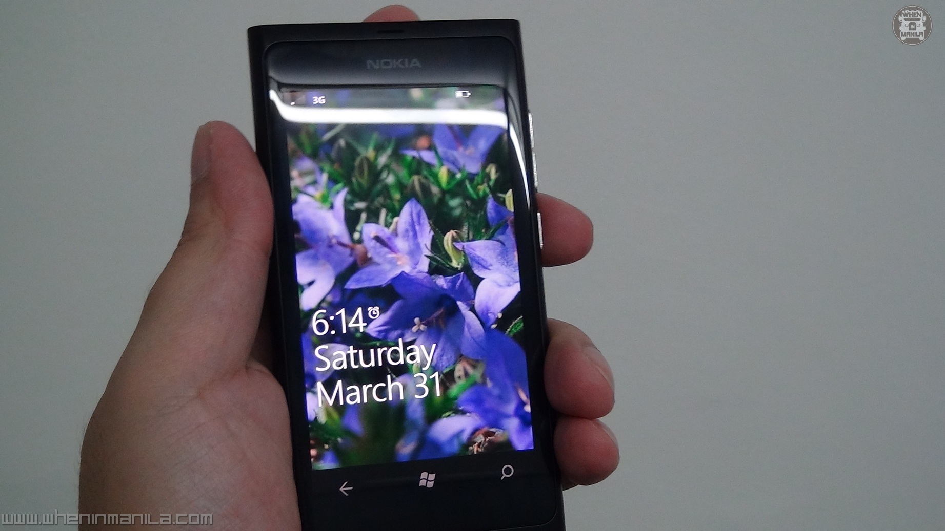 NOKIA LUMIA 800 HANDS ON 03 Lumia 800 front screen