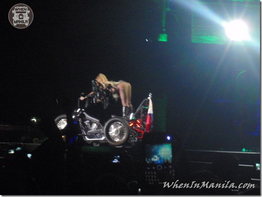 Lady-Gaga-Manila-Protest-Concert-MOA-Judas-WhenInManila-PH 110