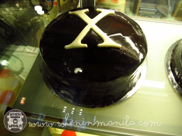 that chocolate cake specialty pastry xocolat cafe chocolaterie
