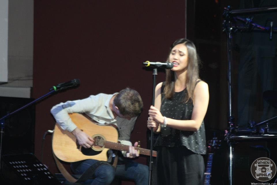 Dia Frampton Live in Manila: The Night where Dia Enchanted us with her Soulful Voice at the Hard Rock Café 16 Dia-Frampton-Live-In-Manila-When-In-Manila-13