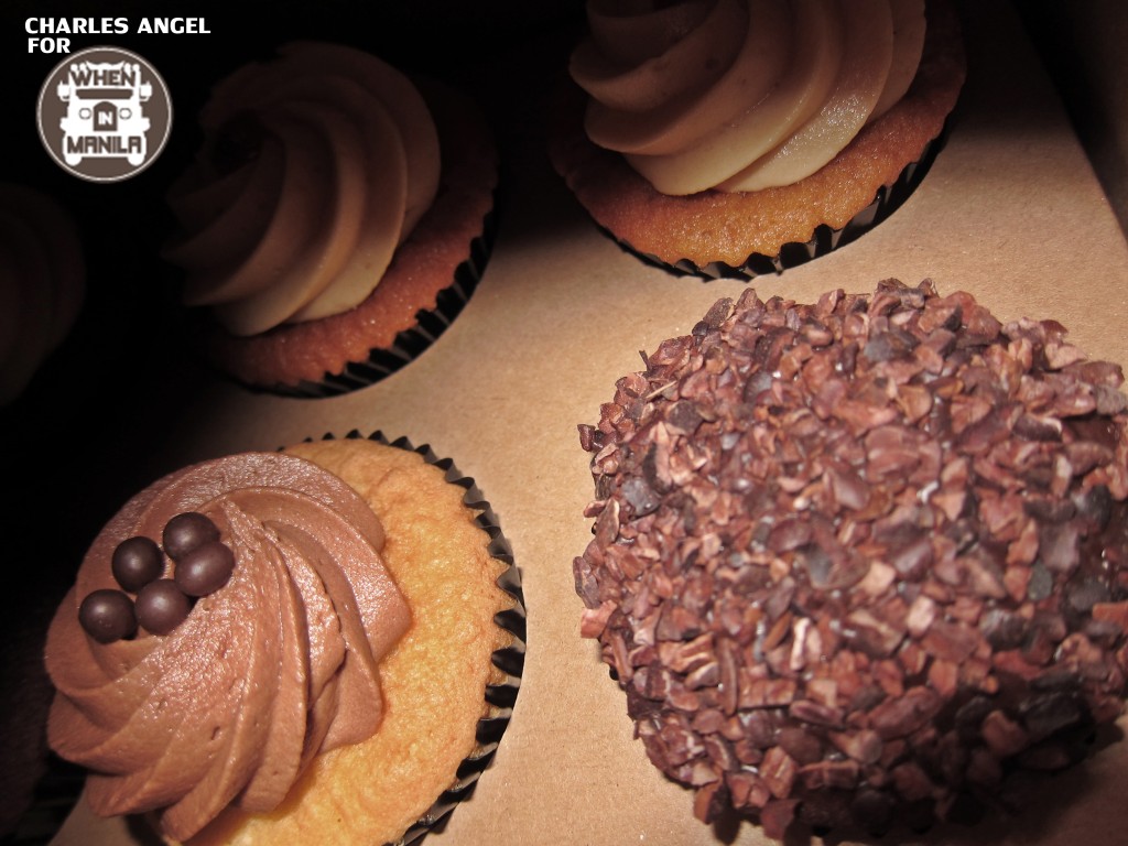 best-cupcakes-in-singapore-plainvanilla-twelvecupcakes-wheninmanila-search-for-the-best-cupcakes-when-in-singapore-when-in-manila (10)
