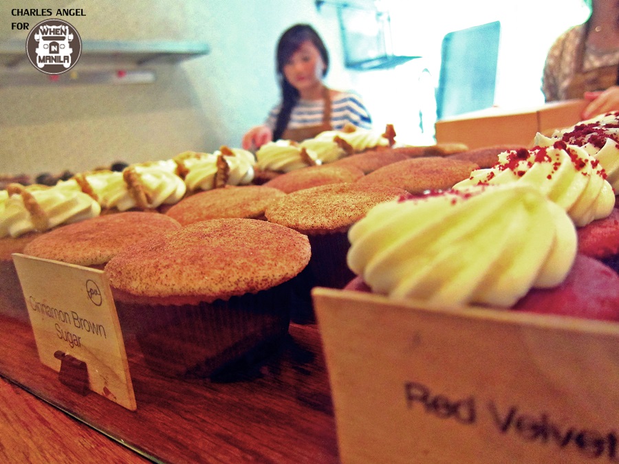 best-cupcakes-in-singapore-plainvanilla-twelvecupcakes-wheninmanila-search-for-the-best-cupcakes-when-in-singapore-when-in-manila (14)
