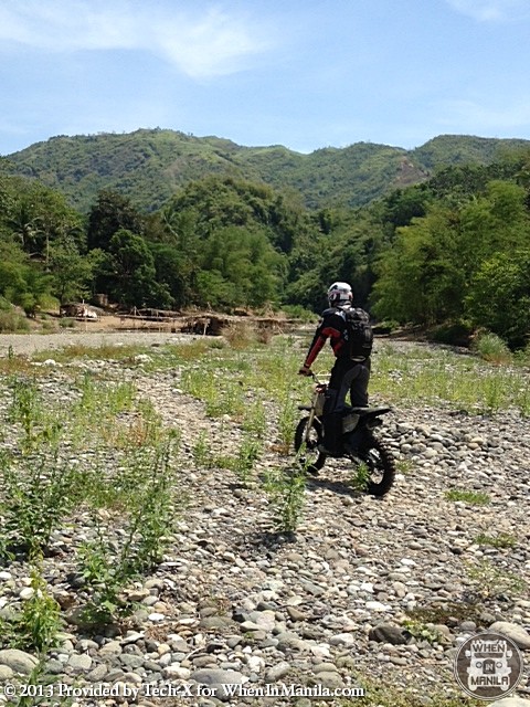 Tech-X Bikes - JoMag at Casili River towards the rest houses