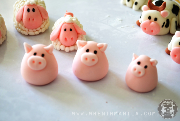 teys cakes and pastries cake design pigs