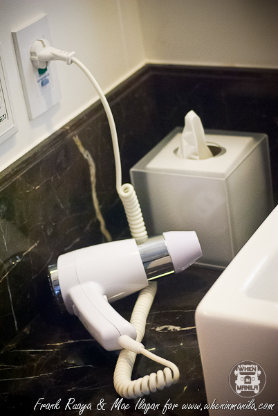 Holiday Inn & Suites Makati Frank Ruaya Mae Ilagan When In Manila (140 of 197)