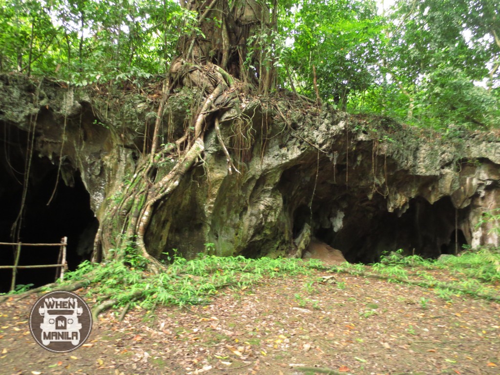 The many entrances of Mastranza Cave