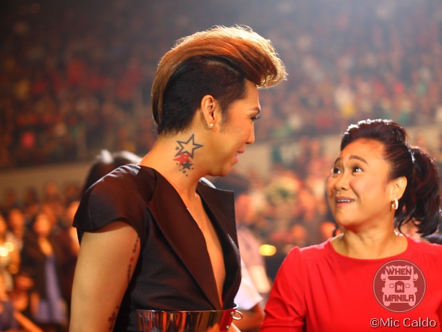 Yahooo! OMG: Top #10 Exclusive Highlights, Amazing PHOTOS and Awkward Experiences! 8 IMG_9071