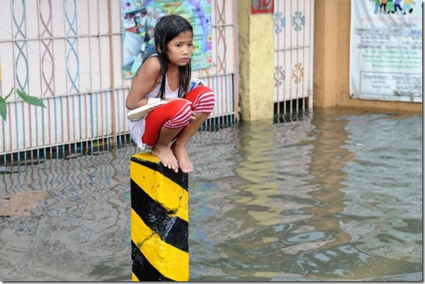 Typhoon Maring  Trami Floods Manila and the Philippines WhenInManila dot com (14)