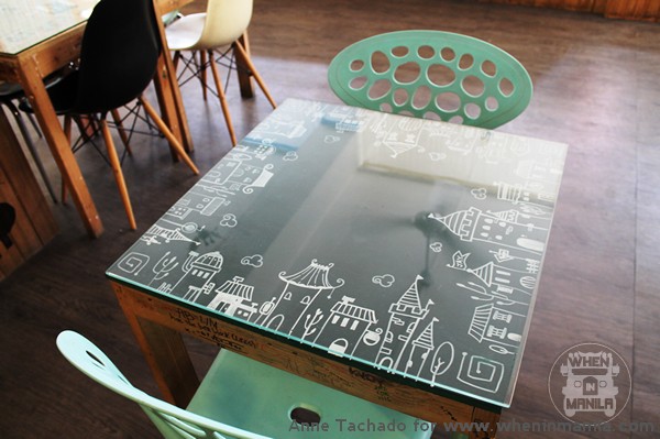 Cafe Noriter: A Playground and Cafe Rolled Into One 6 Cafe Noriter Tables