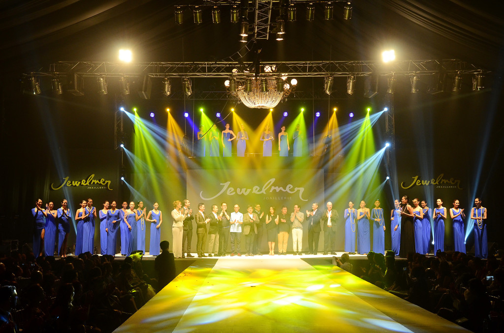 The Jewelmer Gala 2013 Finale, designers onstage