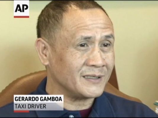 Filipino Taxi Driver Gerardo Gamboa Finds 300000 In His Cab What He Does Next Will Amaze You