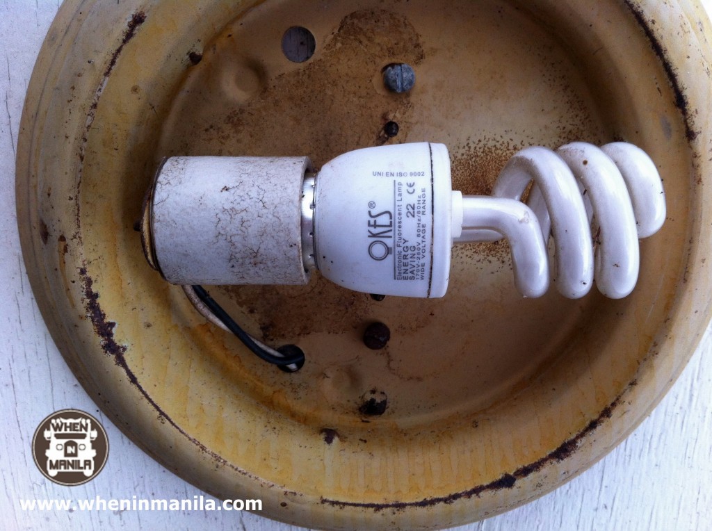 energy saving tips - dirty bulb