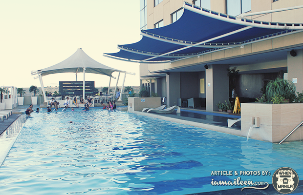 bellevue-hotel-iamaileen-new-year-swimming-pool