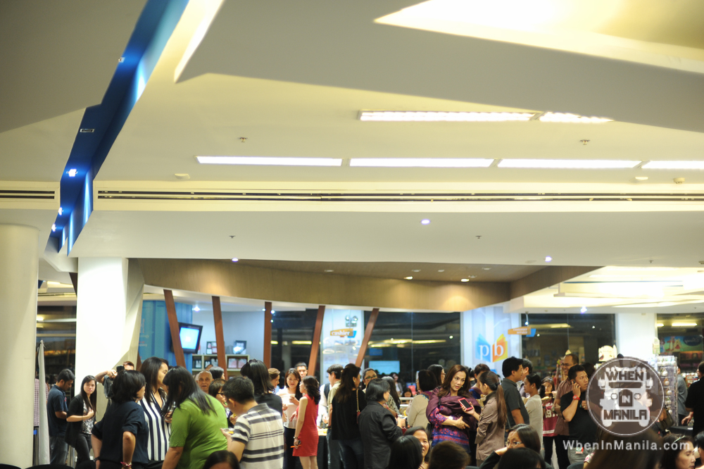 How to Treat Valentine's Day if You are a Single Woman 4 orpah-marasigan-why-is-there-a-man-and-hes-not-mine-book-launch-single-women-valentines-day-when-in-manila-powerbooks-6082