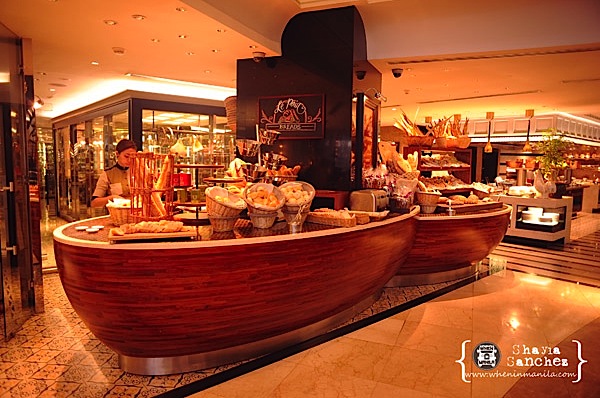 Best Hotel in Manila: A Staycation at the Sofitel 6 SHY_3604