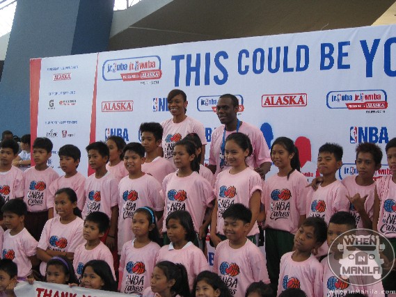 Gordon-Hayward-and-Tina Thompson-Visit-Manila-When-in-Manila-12