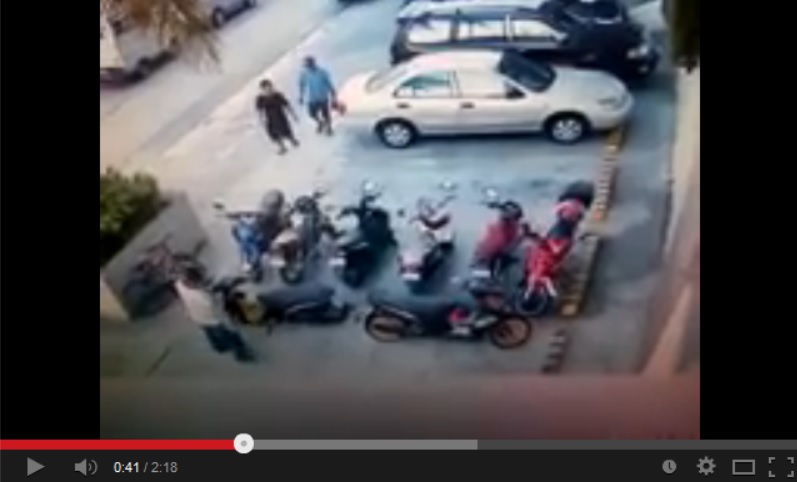 Thieves stealing motorbike caught on CCTV in Quezon City