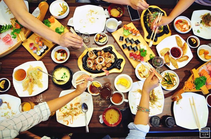Eating With Manners: A Short Guide To Food Etiquette 12 genji m wim