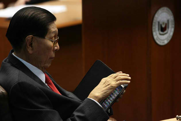 Panday Needs Air Cooler in Jail: Bong Revilla Prison Cell Requests #BongPanes 5 20131204_NPPA-VFD_00085106