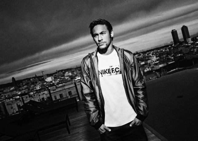 Su14_NSW_NikeFC_Neymar_L_005_large