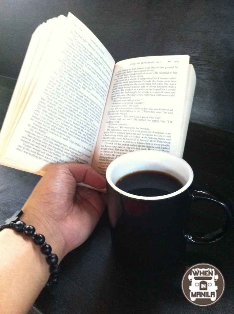 Kickstart coffee - coffee and book