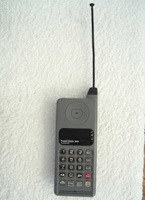 Awesome Phones Before Smartphon - Motorola Pocket Classic 1200