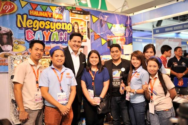 EFE managing director David Abrenilla together with Injoy Philippines team