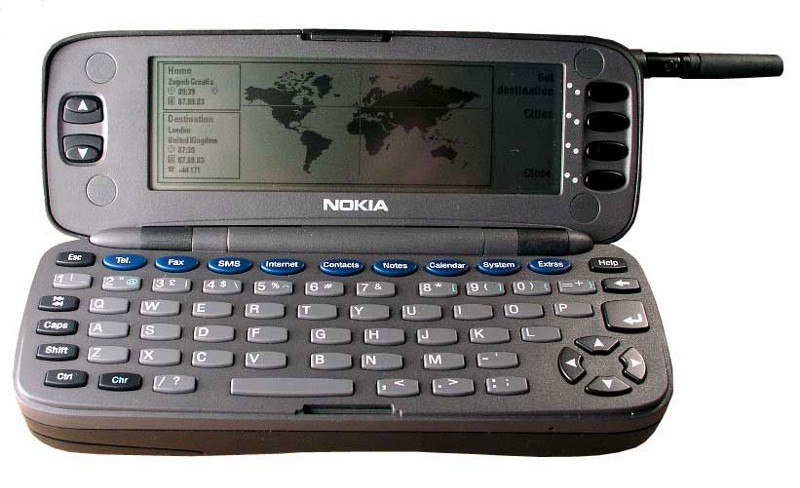 3 10 Photos That Prove Nokia Has the Phone Designs (9000 Communicator)
