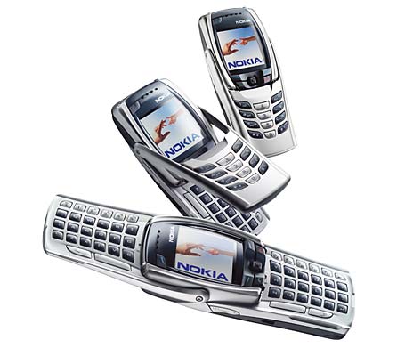 4 10 Photos That Prove Nokia Has the Phone Designs (6800)