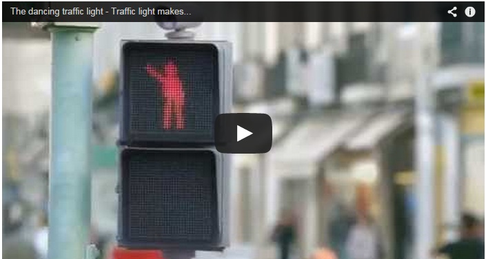 Dancing Traffic Light (1)