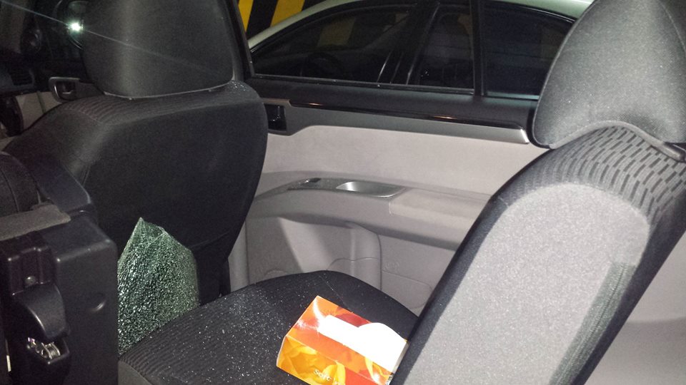 Smashed Car Window Greenfield District (2)