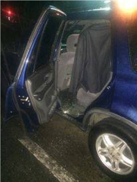 Smashed car window in CCP Parking (2)