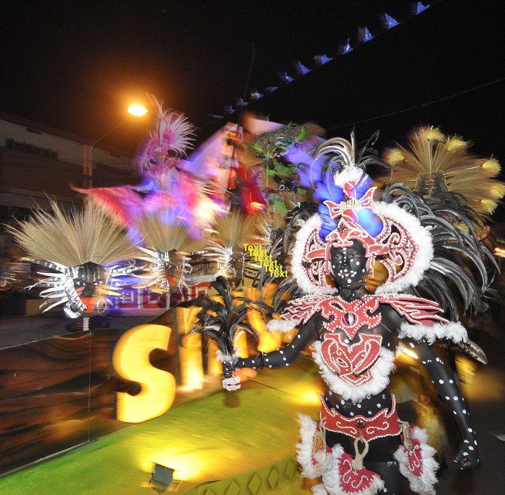 Sinulog sa Kabankalan Kicks Off 2015 Fiesta Season