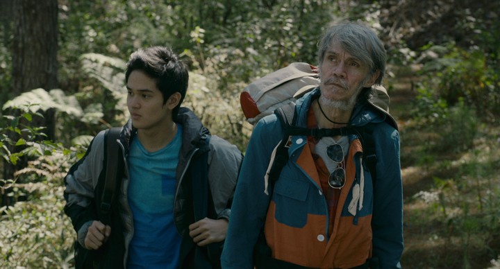 Hollywood Reporter praises Filipino film Above the Clouds (1)