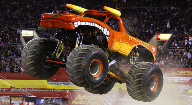Monster Jam Holds First Monster Truck Show in the Philippines! (2)