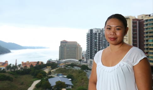 Pinay DH in Hong Kong to Climb Mt. Everest's Neighbor After Saving Salary for Two Years 2