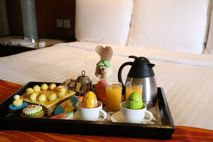 The Hunt for the Best Easter at Marriott Manila