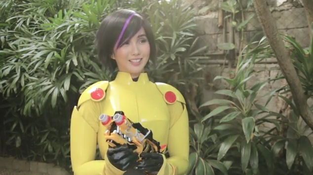 Cosplay Icon Alodia Gosiengfao and YouTube Sensation Chris Cantada Join Forces for one Epic Video when in manila cover