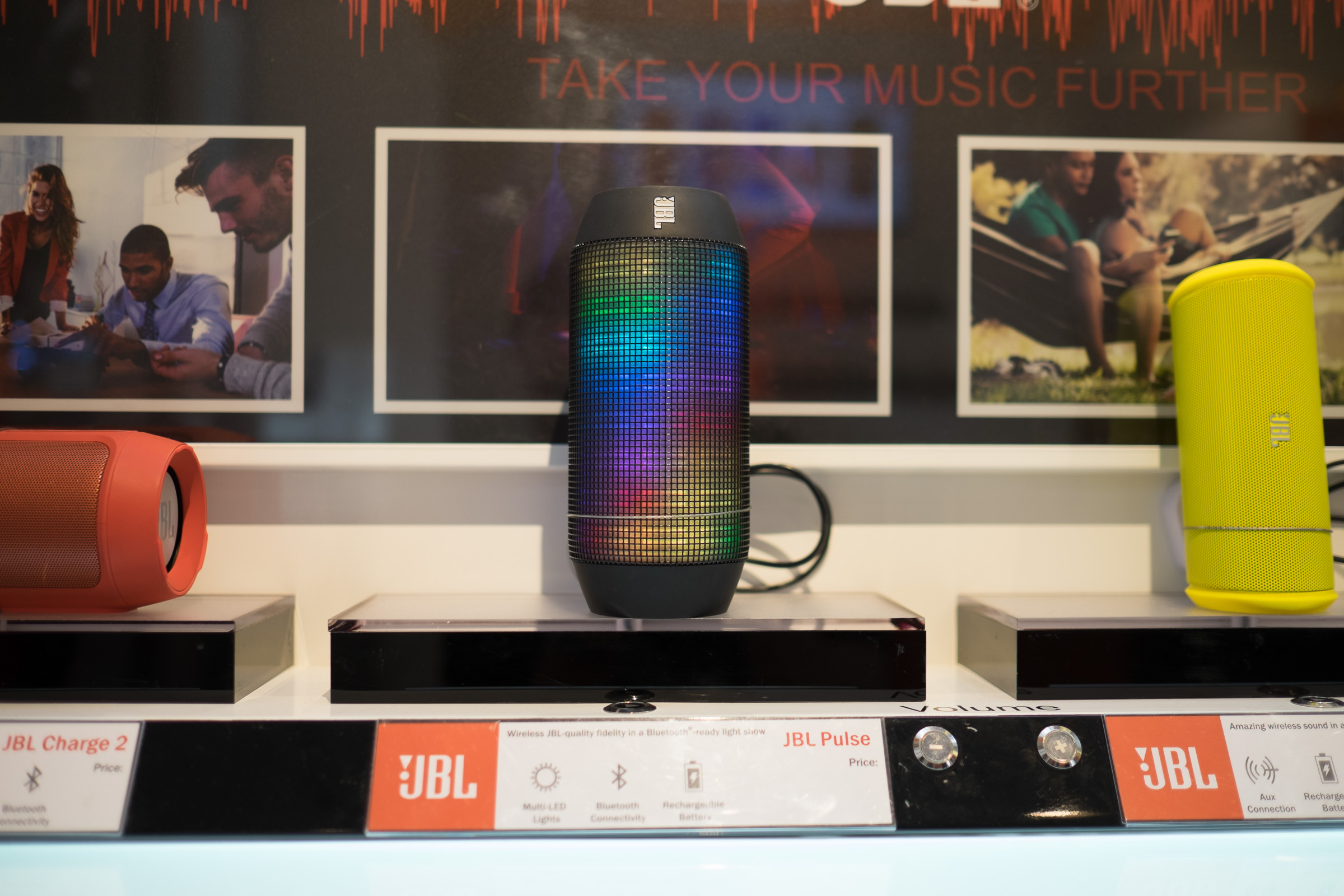Leading Brand in Audio Hits the North: JBL/Harman Kardon Opens at Fairview Terraces